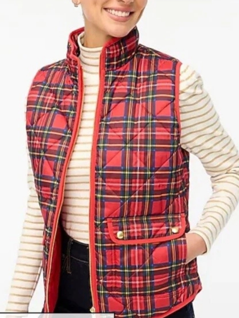 J Crew BM367 NWT Size M Festive Red Tartan Plaid Puffer Vest w/ Snap Pockets
